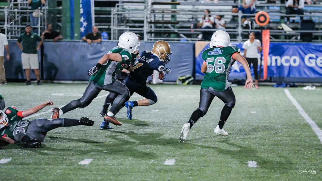 vs Eagles-17.jpg